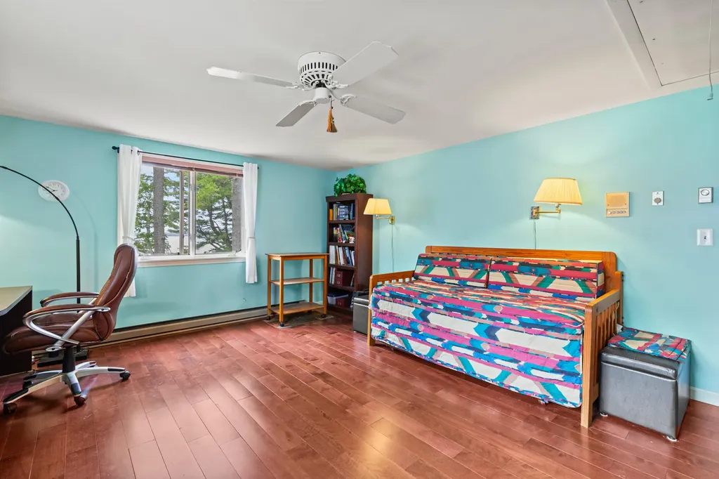 1112 Roosevelt Trail Windham ME 04062