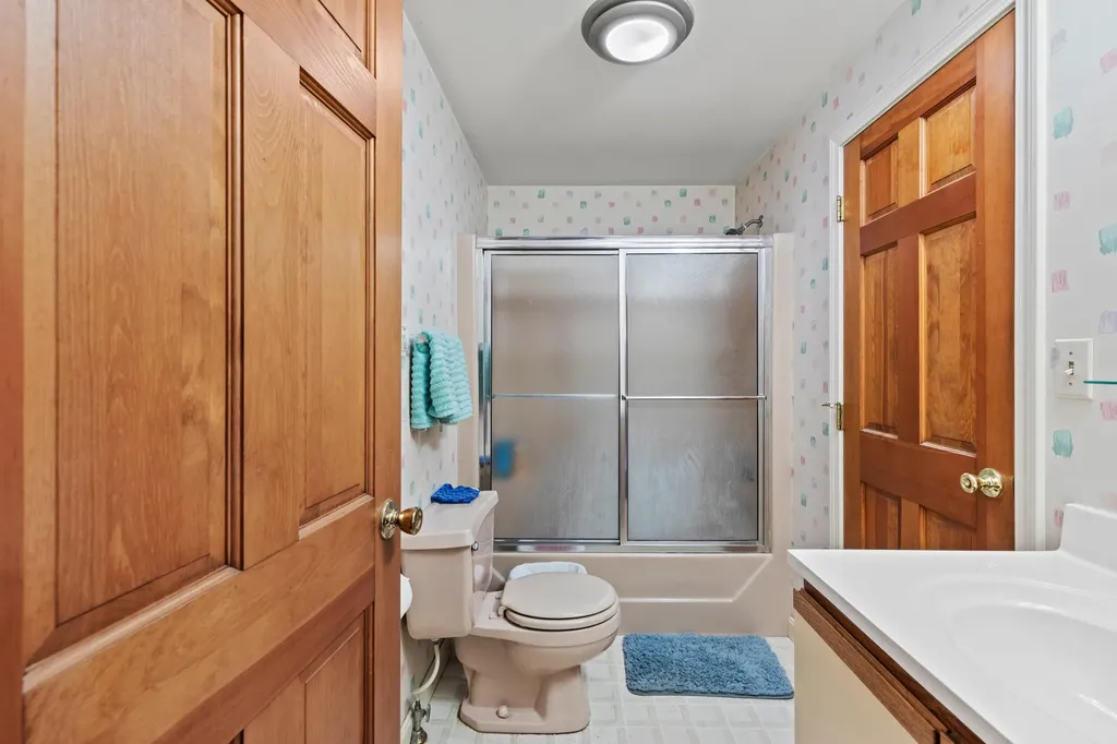 1112 Roosevelt Trail Windham ME 04062