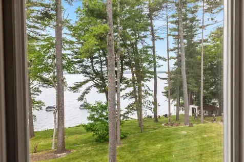 1112 Roosevelt Trail Windham ME 04062