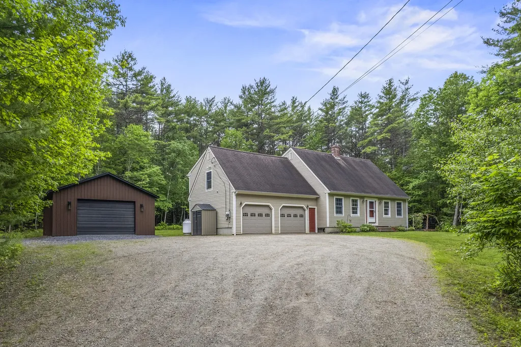 463 Kelley Road Pittston ME 04345