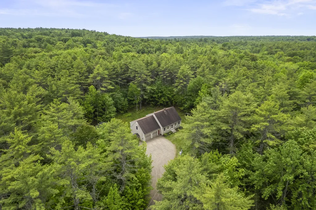 463 Kelley Road Pittston ME 04345