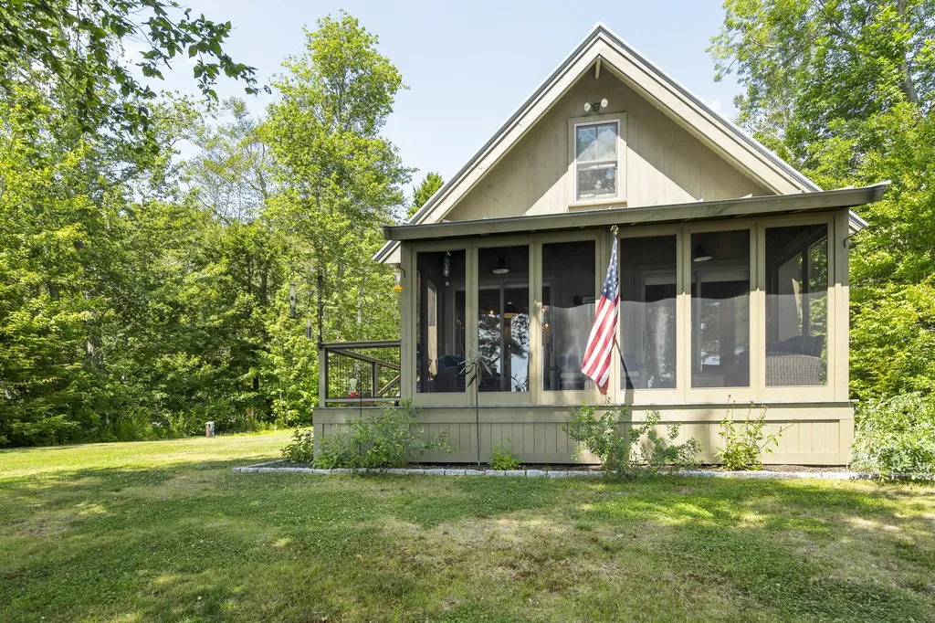 106 Maple Ridge Road Nobleboro ME 04555
