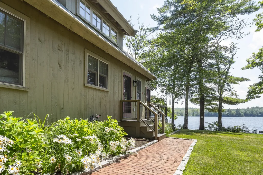 106 Maple Ridge Road Nobleboro ME 04555