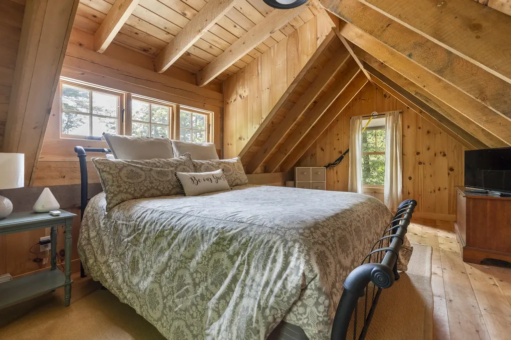 106 Mapleridge Road Nobleboro ME 04555