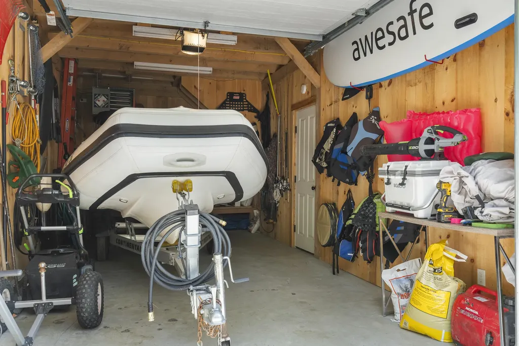 106 Mapleridge Road Nobleboro ME 04555