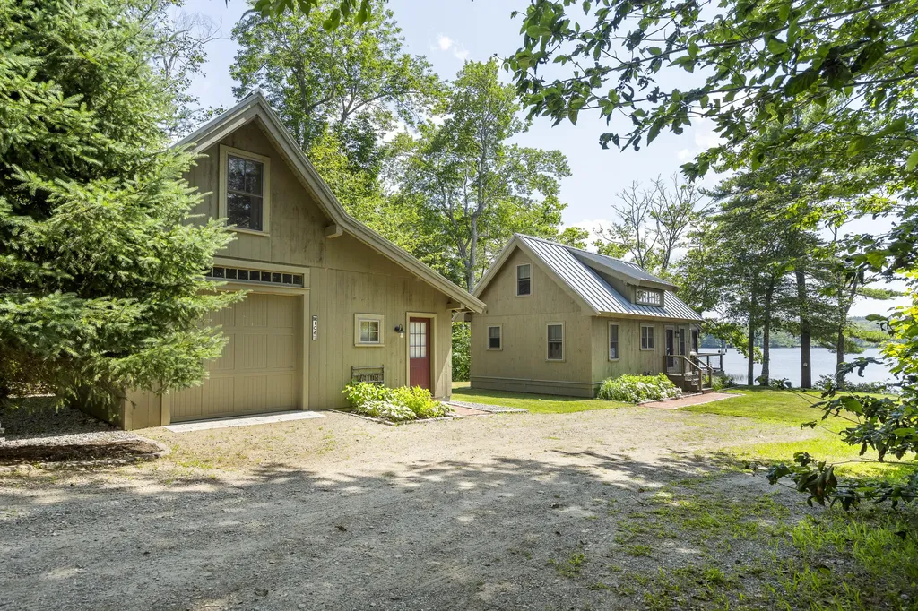 106 Maple Ridge Road Nobleboro ME 04555