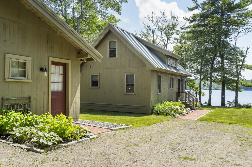 106 Mapleridge Road Nobleboro ME 04555