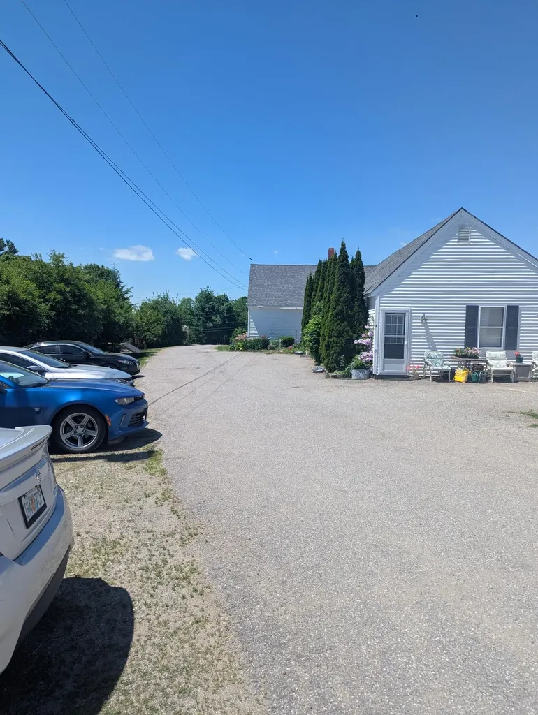 1055 Middle Road Warren ME 04864