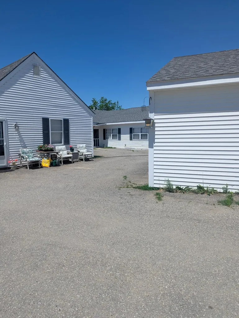 1055 Middle Road Warren ME 04864