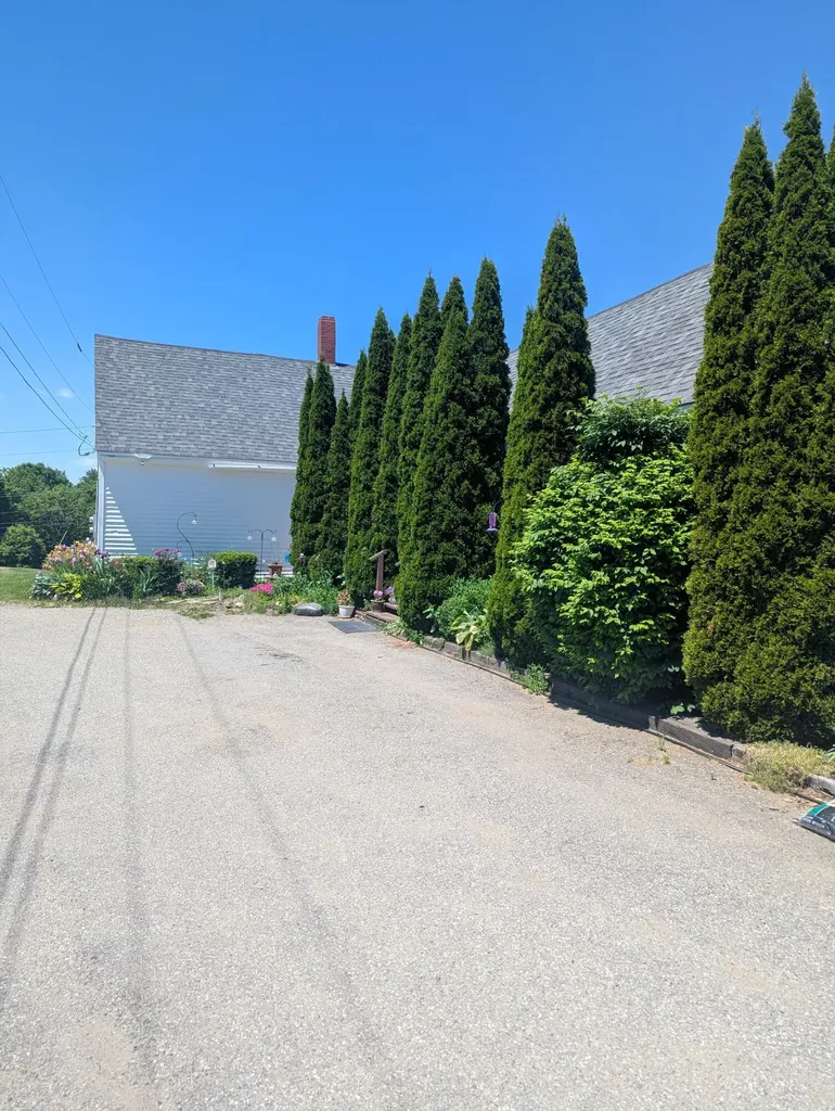1055 Middle Road Warren ME 04864