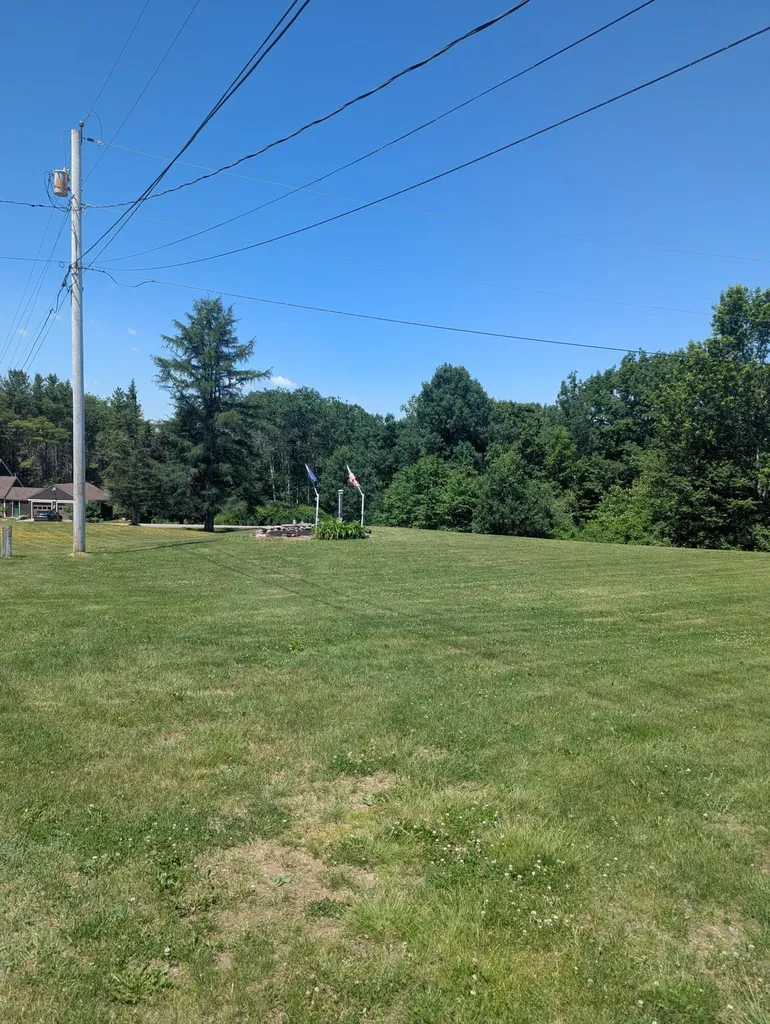 1055 Middle Road Warren ME 04864