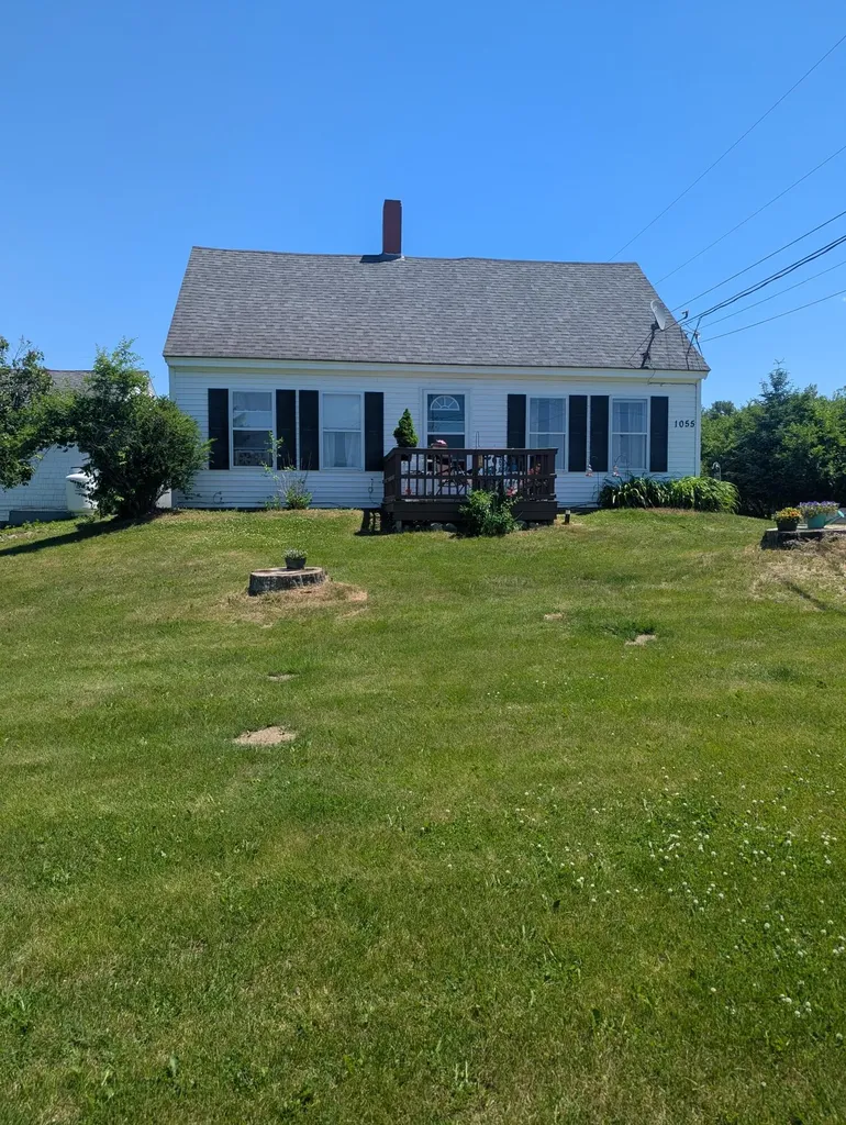 1055 Middle Road Warren ME 04864