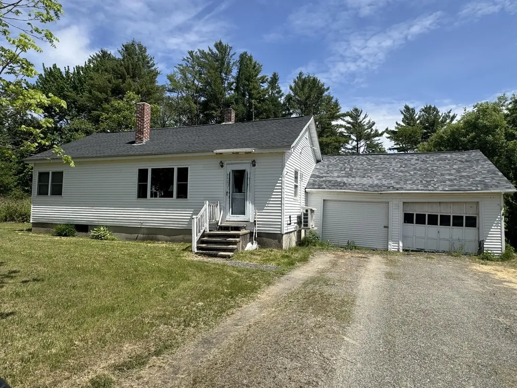 3 Trestle Road Medford ME 04463