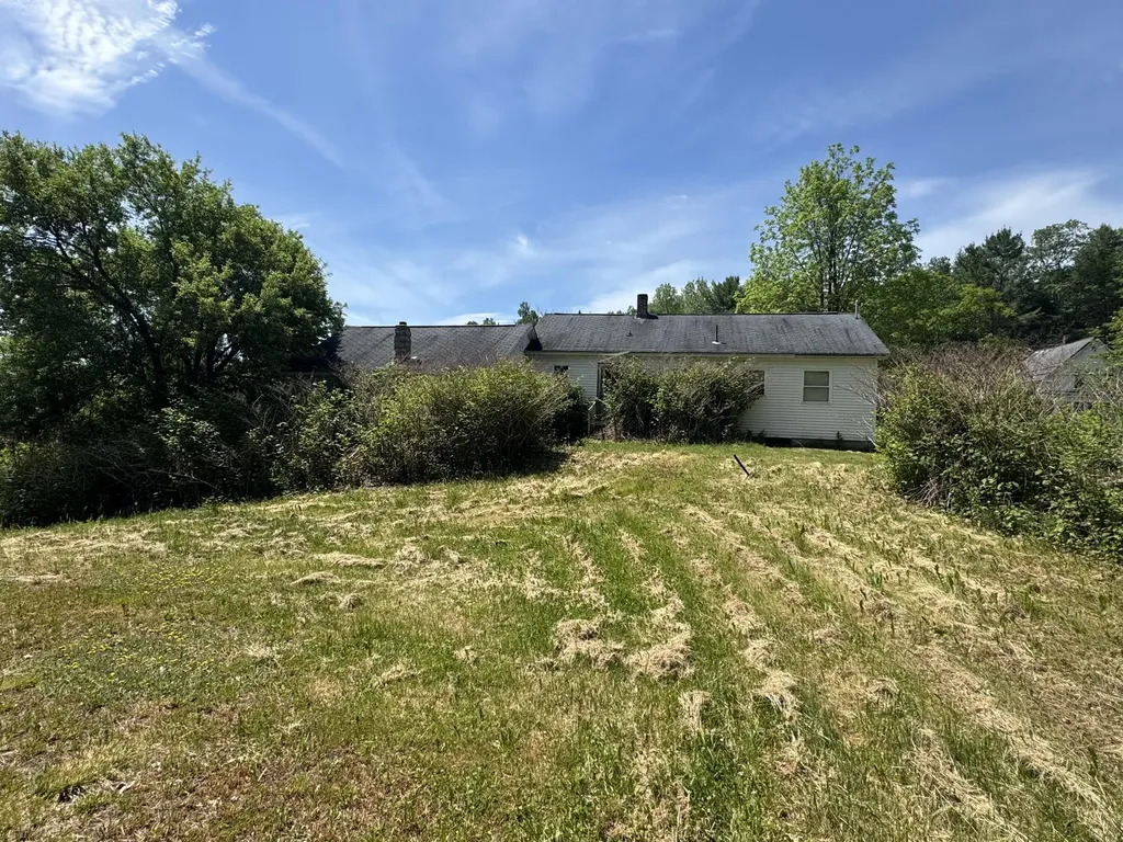 3 Trestle Road Medford ME 04463