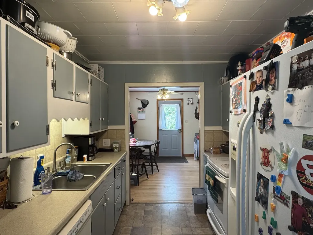 3 Trestle Road Medford ME 04463