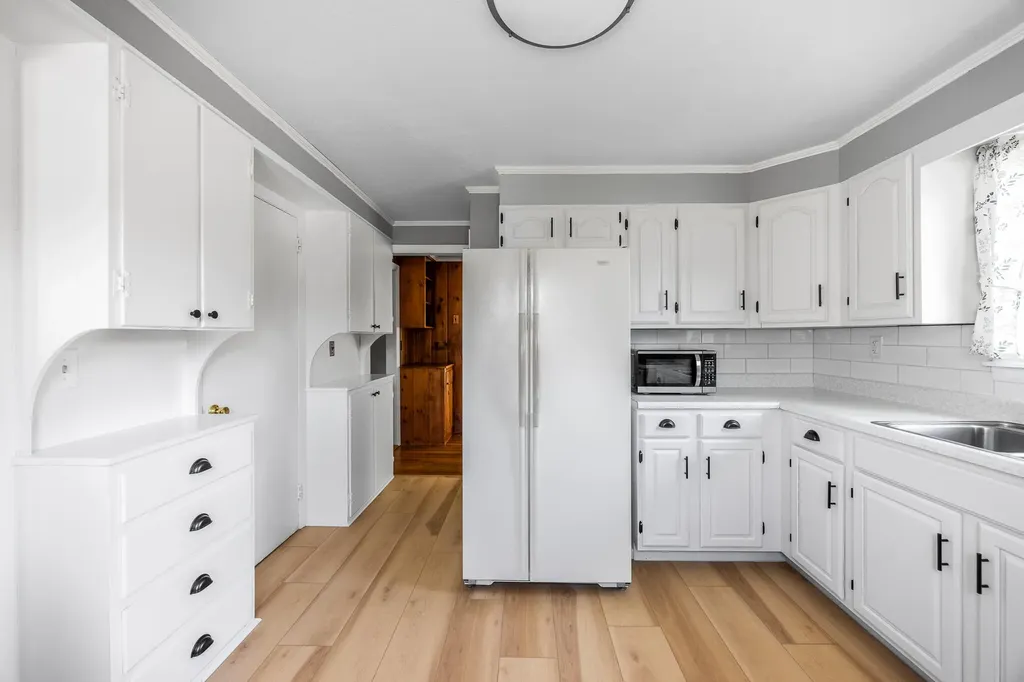 15 Parkway N Brewer ME 04412