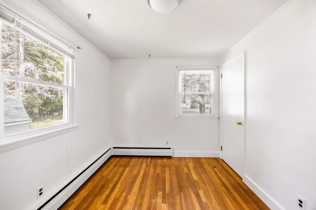 15 Parkway N Brewer ME 04412