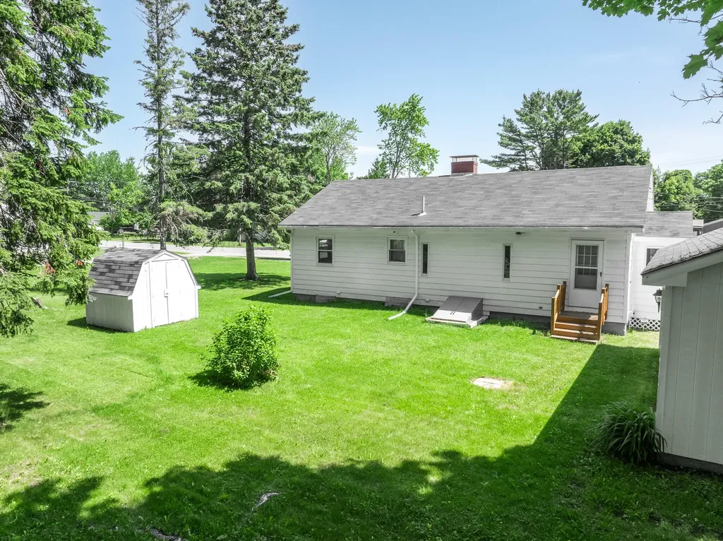 15 Parkway N Brewer ME 04412