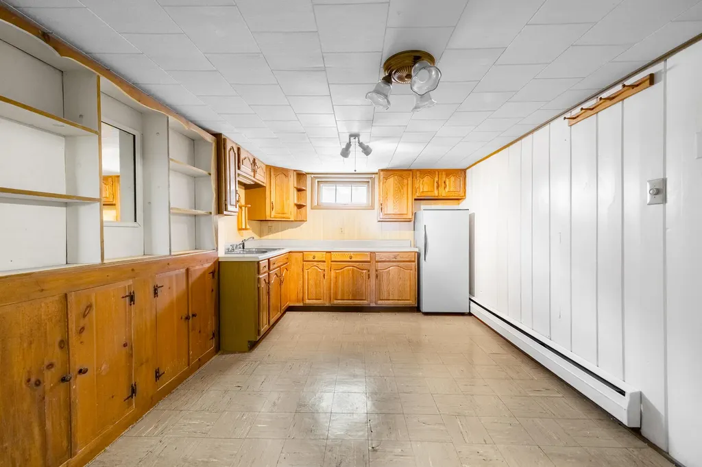 15 Parkway N Brewer ME 04412