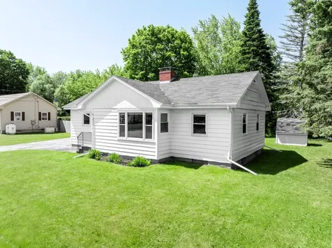 15 Parkway N Brewer ME 04412