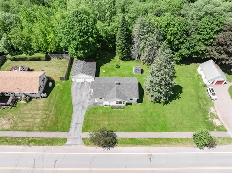 15 Parkway N Brewer ME 04412