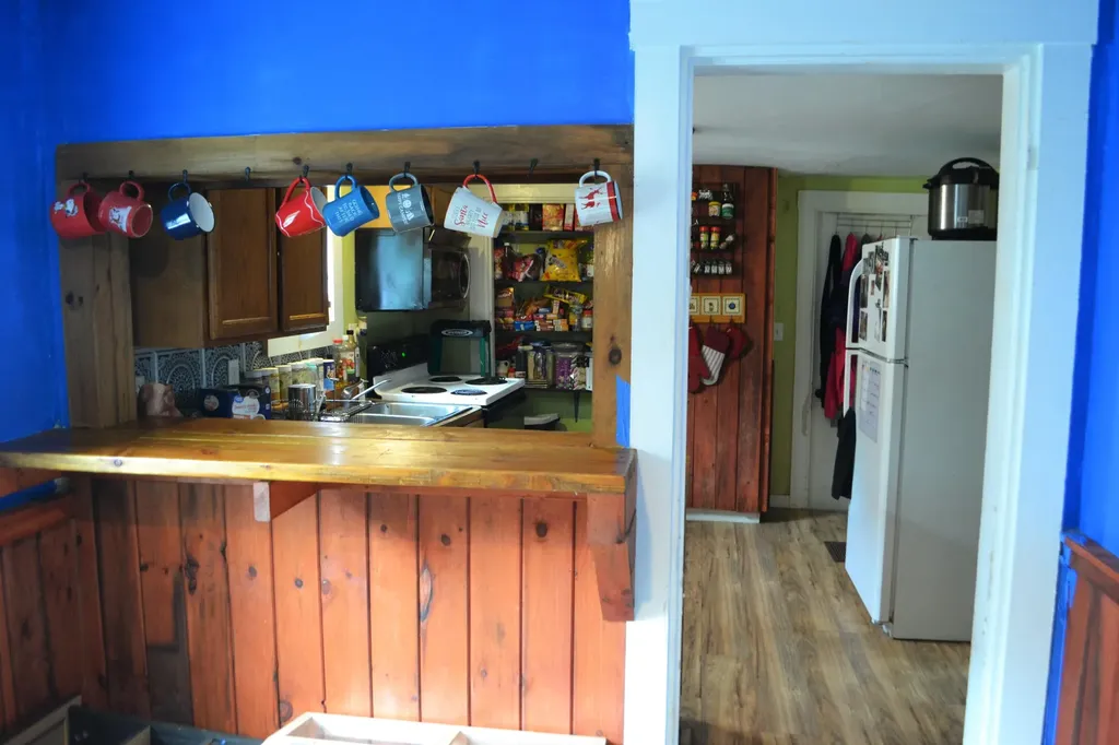 18 Weymouth Street Richmond ME 04357