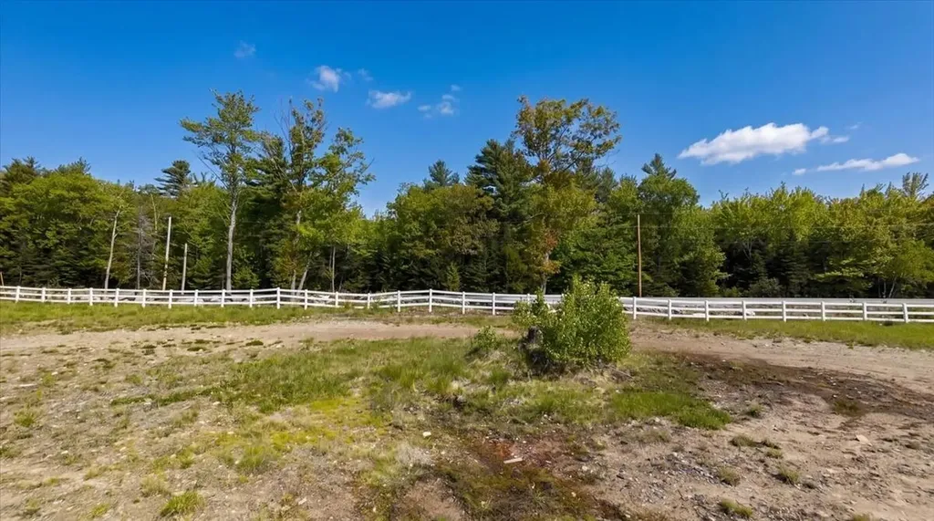 R13- 30.2 Buckfield Road Paris ME 04281