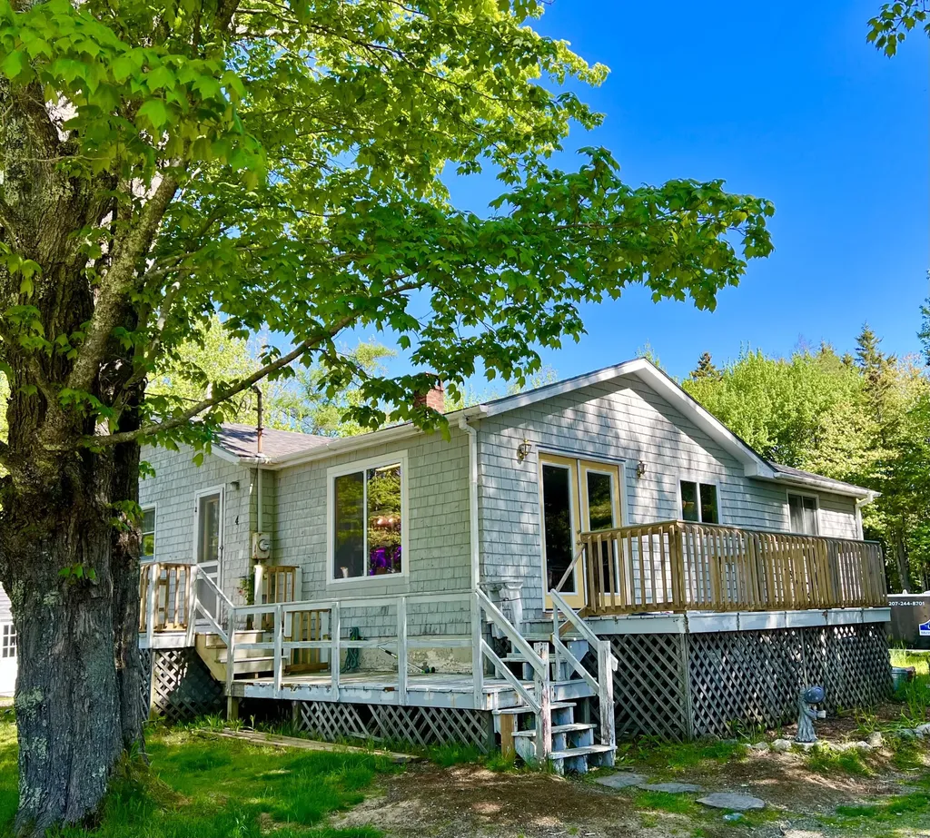 4 Long Pond Road Southwest Harbor ME 04679