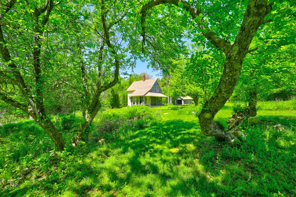 655 Hinckley Ridge Road Blue Hill ME 04614