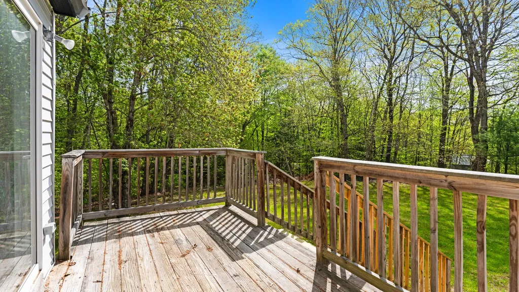 421 Harrison Road Naples ME 04055