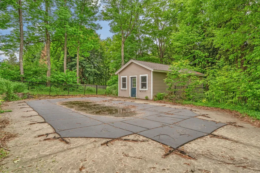 164 Arbor Terrace Pittsfield ME 04967