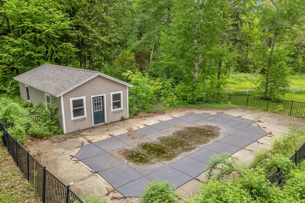 164 Arbor Terrace Pittsfield ME 04967