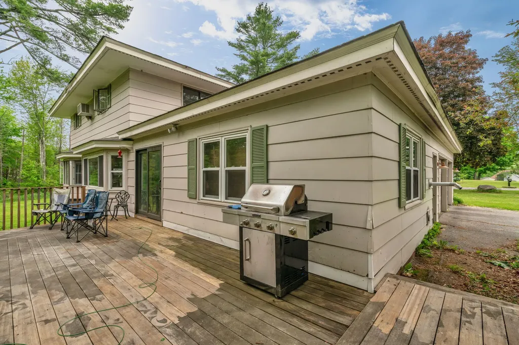 164 Arbor Terrace Pittsfield ME 04967