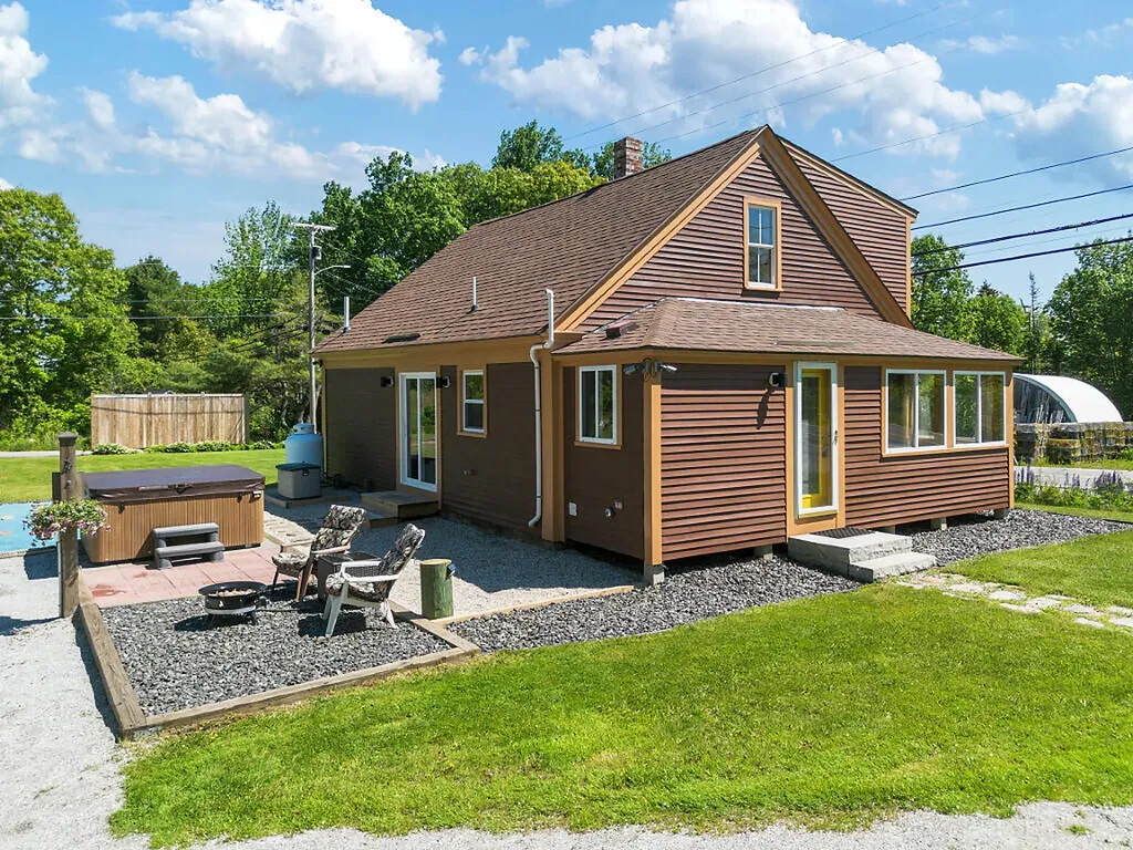 402 Waldoboro Road Friendship ME 04547