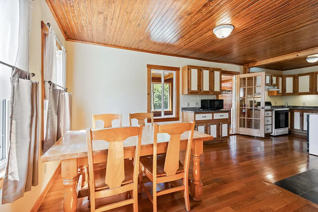 402 Waldoboro Road Friendship ME 04547
