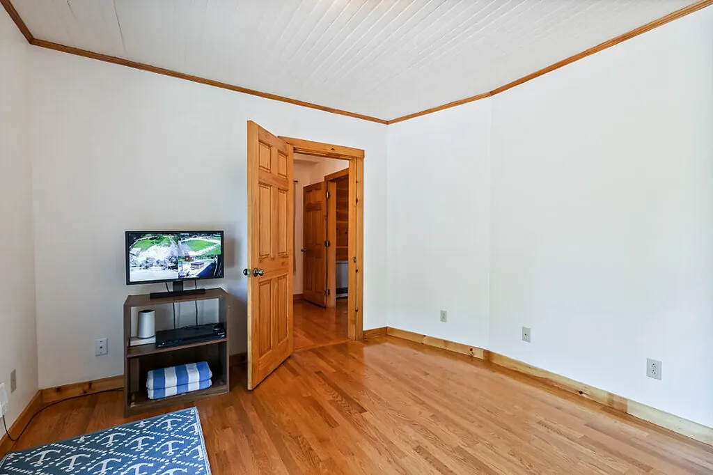402 Waldoboro Road Friendship ME 04547
