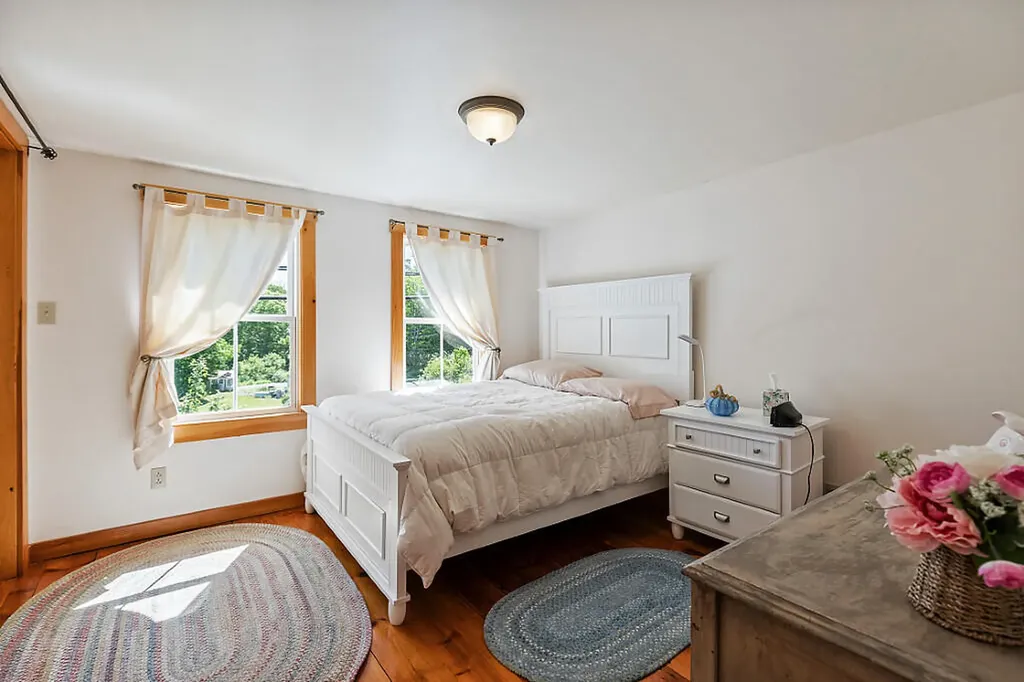 402 Waldoboro Road Friendship ME 04547