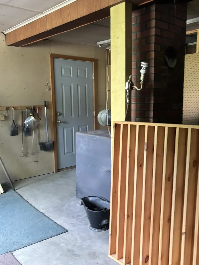 8 Oakland Road Fairfield ME 04937
