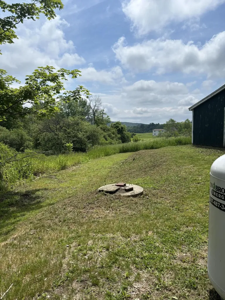 8 Oakland Road Fairfield ME 04937