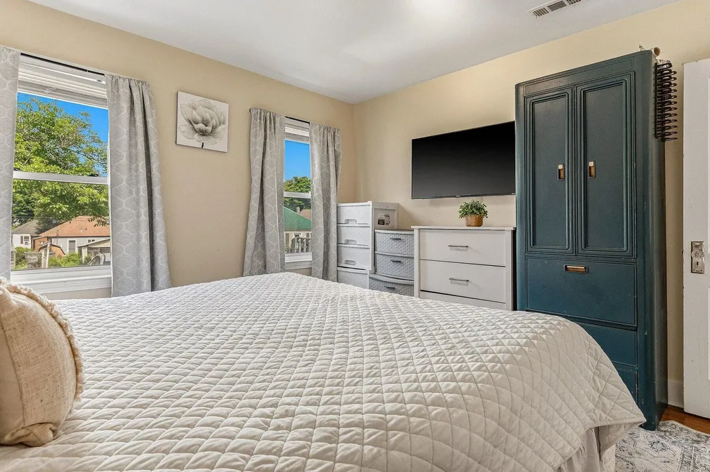 10-12 Dismukes Street Kittery ME 03904