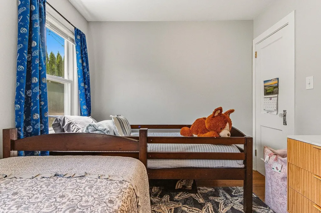 10-12 Dismukes Street Kittery ME 03904