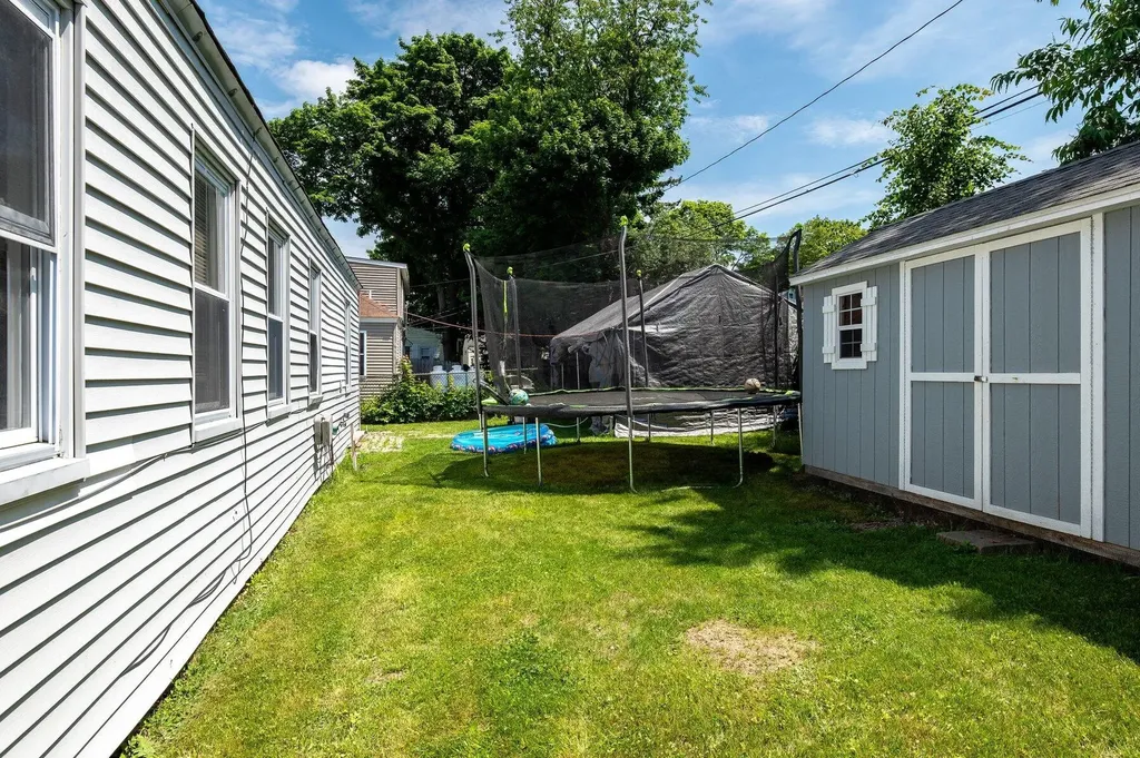 10-12 Dismukes Street Kittery ME 03904