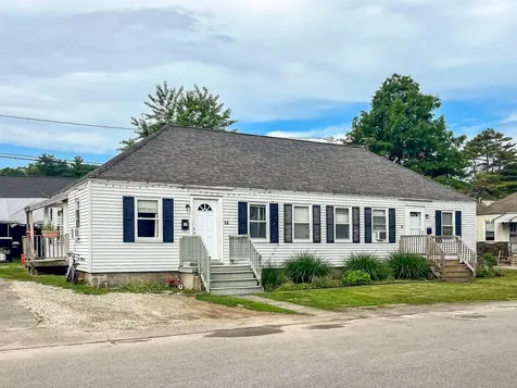 10-12 Dismukes Street Kittery ME 03904