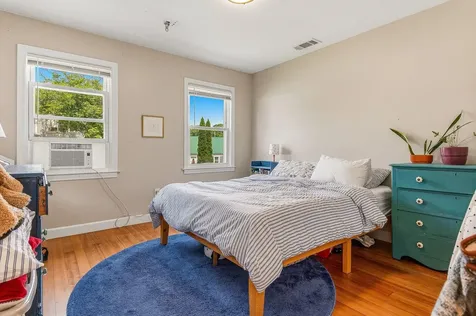 10-12 Dismukes Street Kittery ME 03904