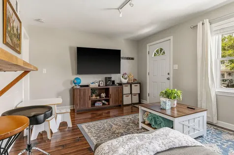 10-12 Dismukes Street Kittery ME 03904