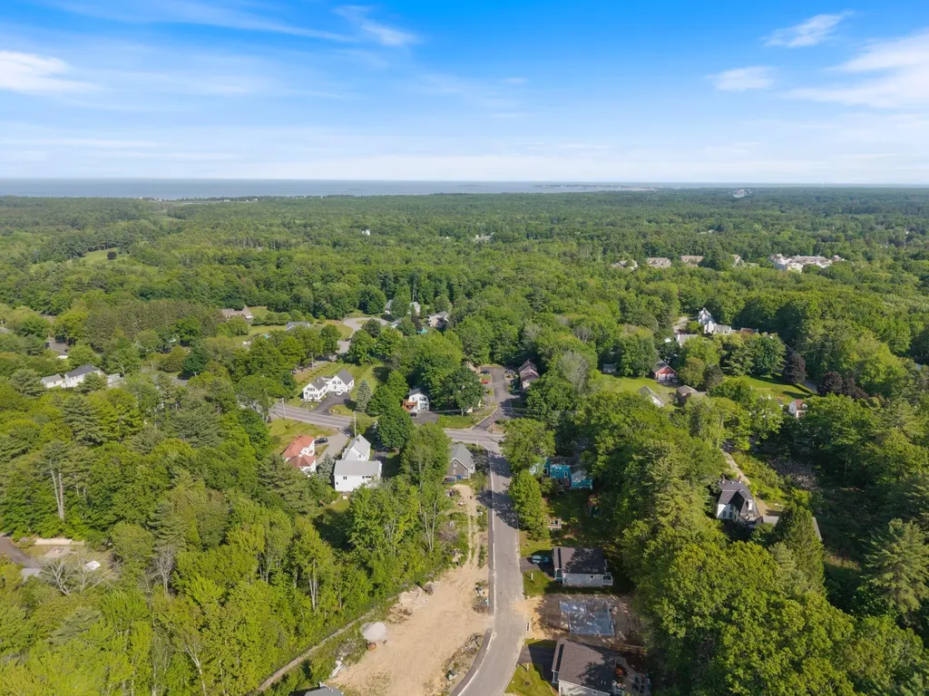 8 Heritage Way Saco ME 04072
