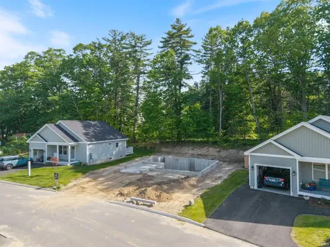8 Heritage Way Saco ME 04072