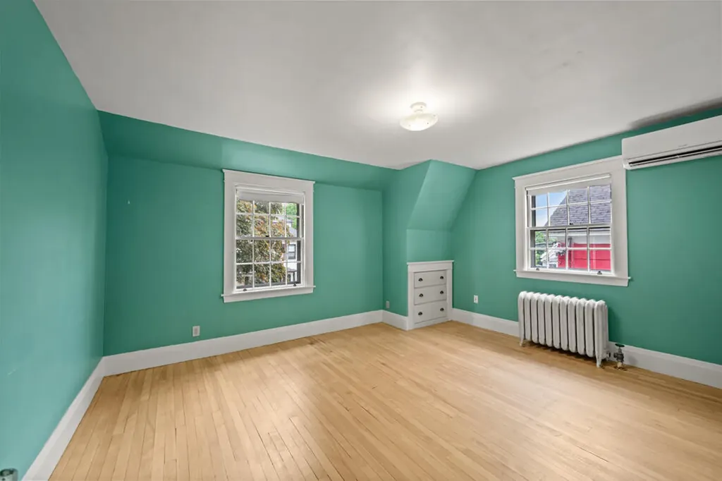 10 Burleigh Street Waterville ME 04901