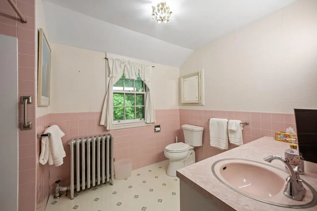10 Burleigh Street Waterville ME 04901