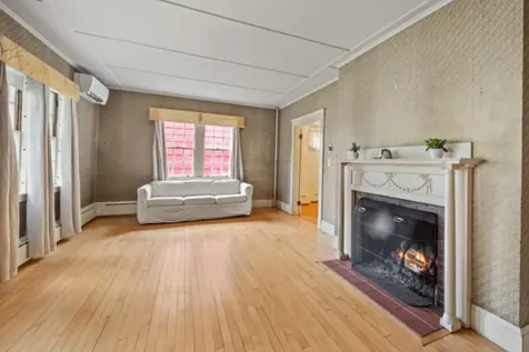 10 Burleigh Street Waterville ME 04901